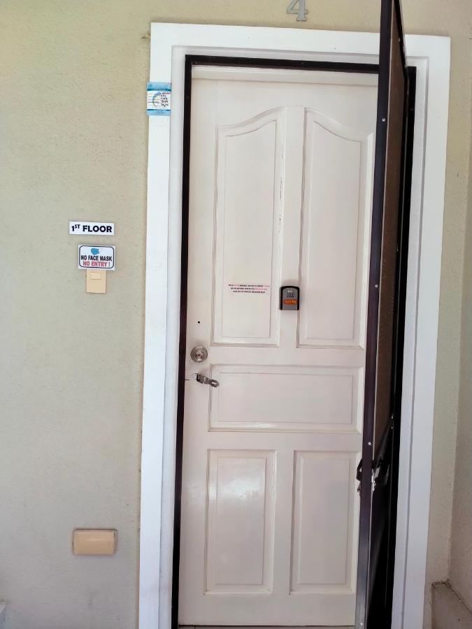 V.F. Riton Apartelle Laoag Exterior foto