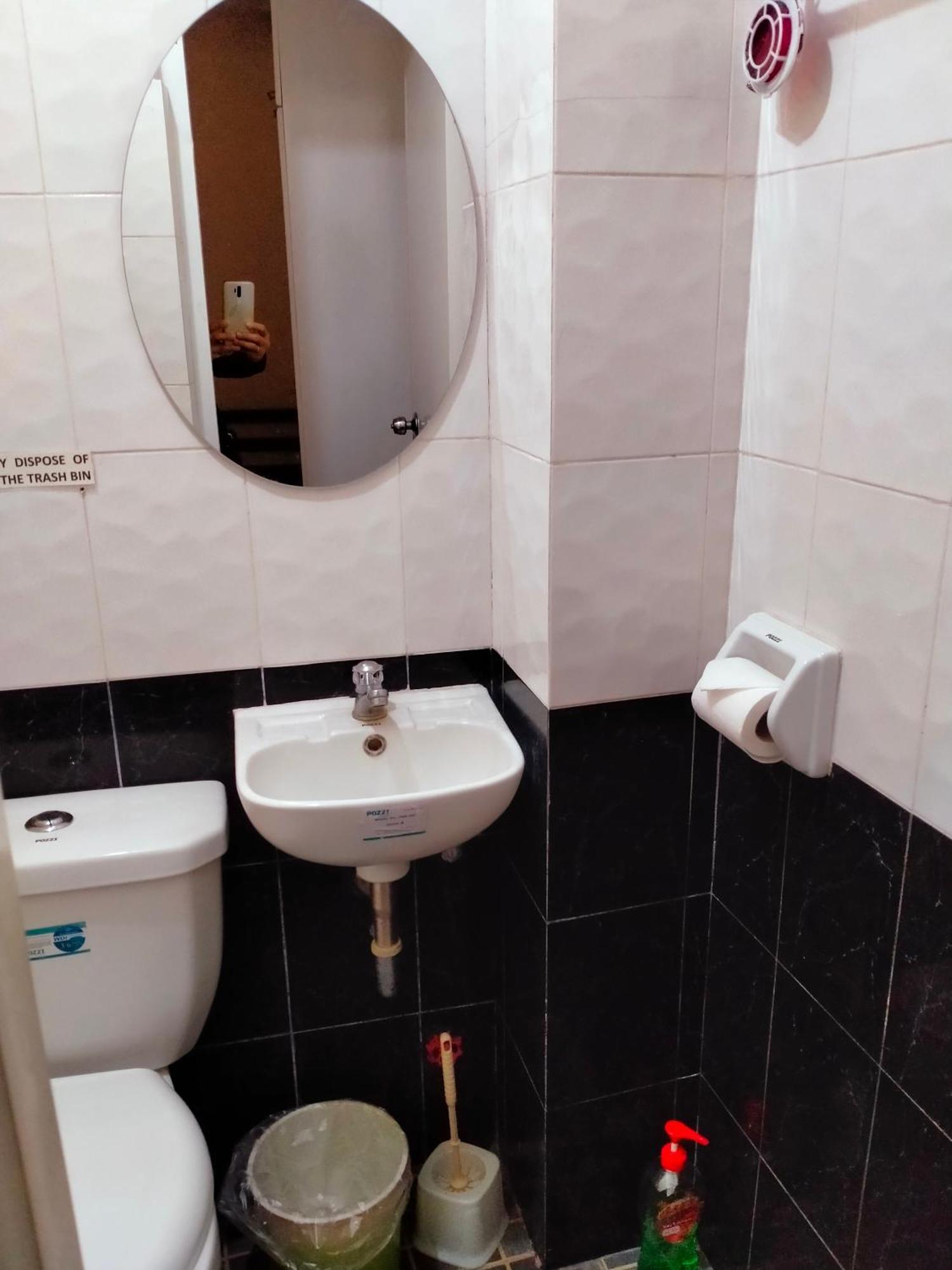 V.F. Riton Apartelle Laoag Exterior foto