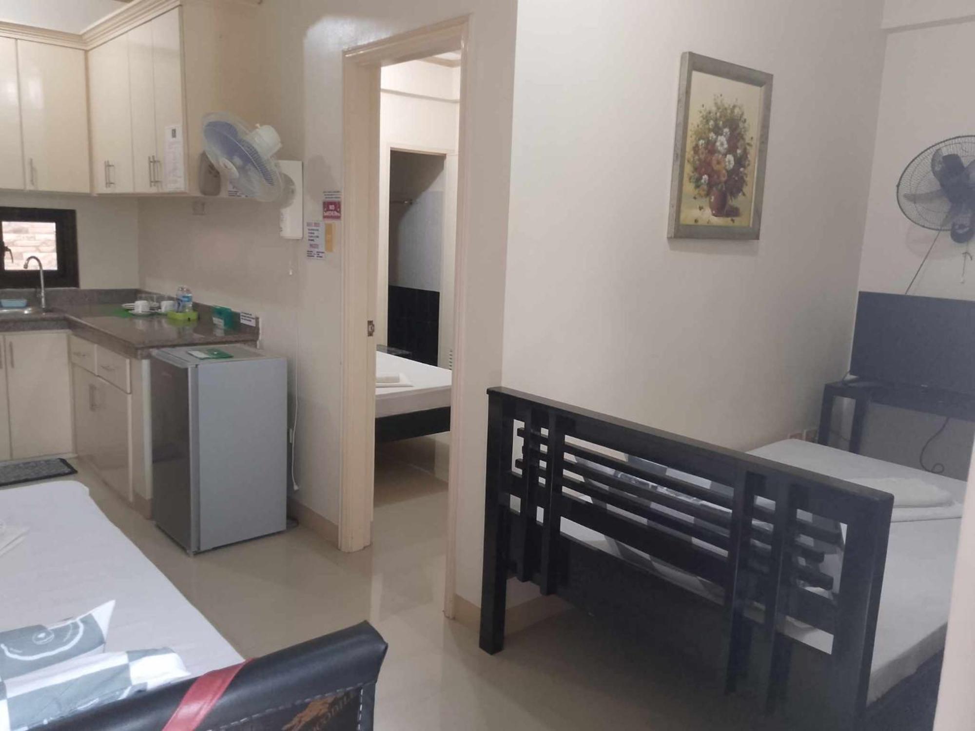 V.F. Riton Apartelle Laoag Exterior foto