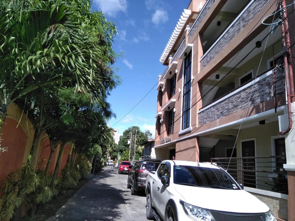 V.F. Riton Apartelle Laoag Exterior foto